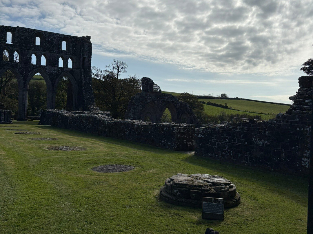 Dundrennan Abbey-Dundrennan必去景点