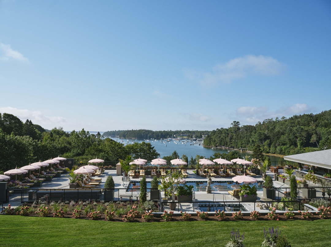 Dahlia's At The Asticou Hotel