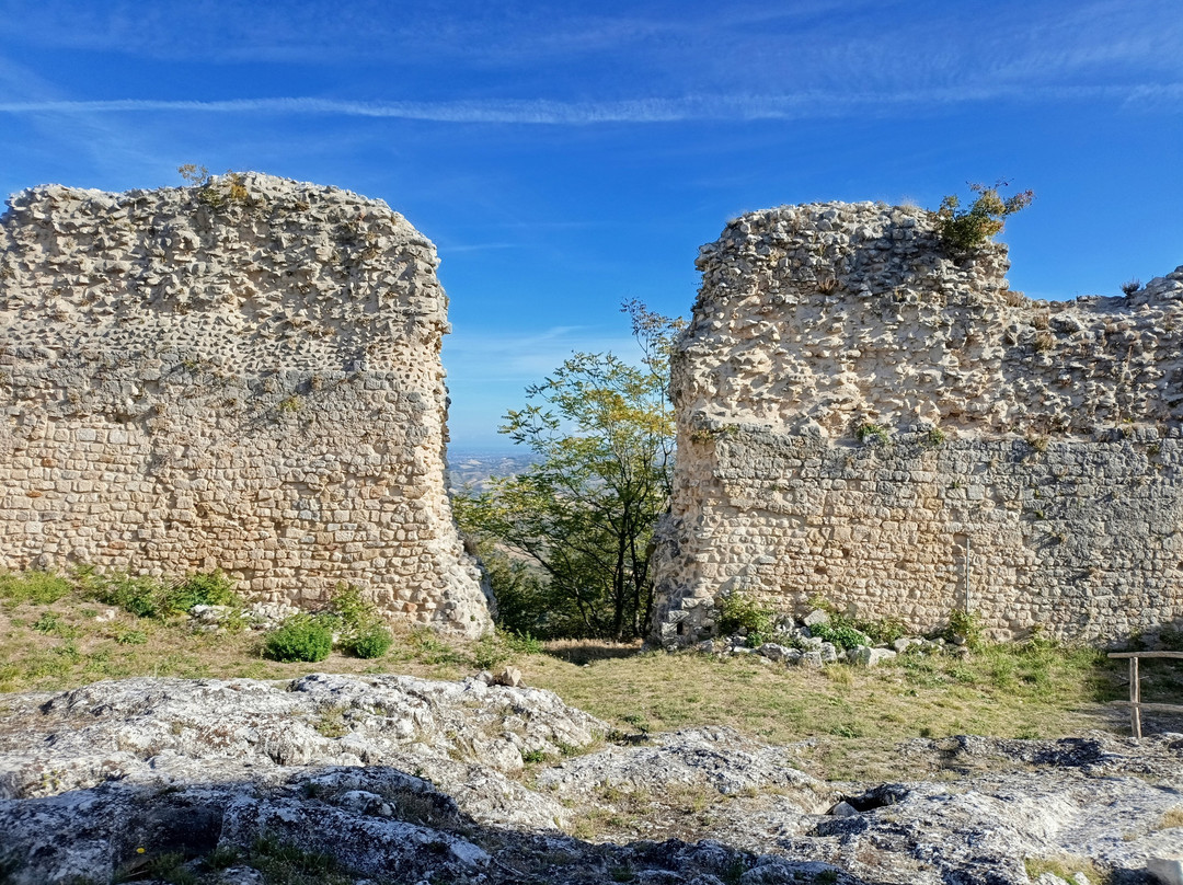 Castel Menardo Serramonacesca-Serramonacesca必去景点