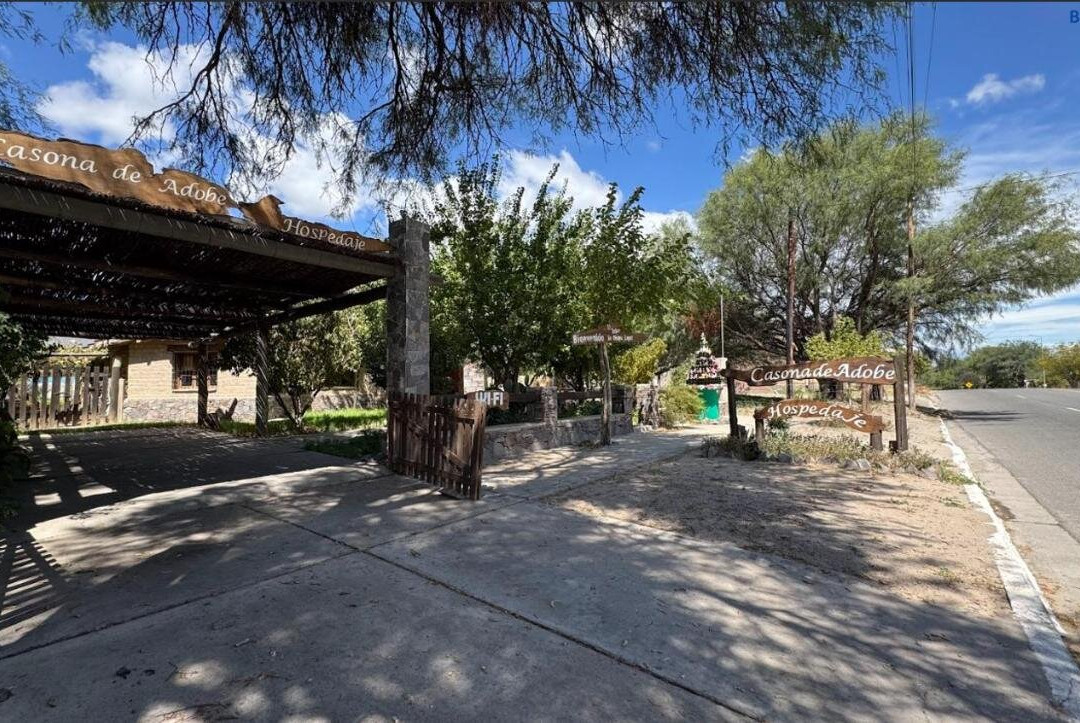 Casona De Adobe Hospedaje