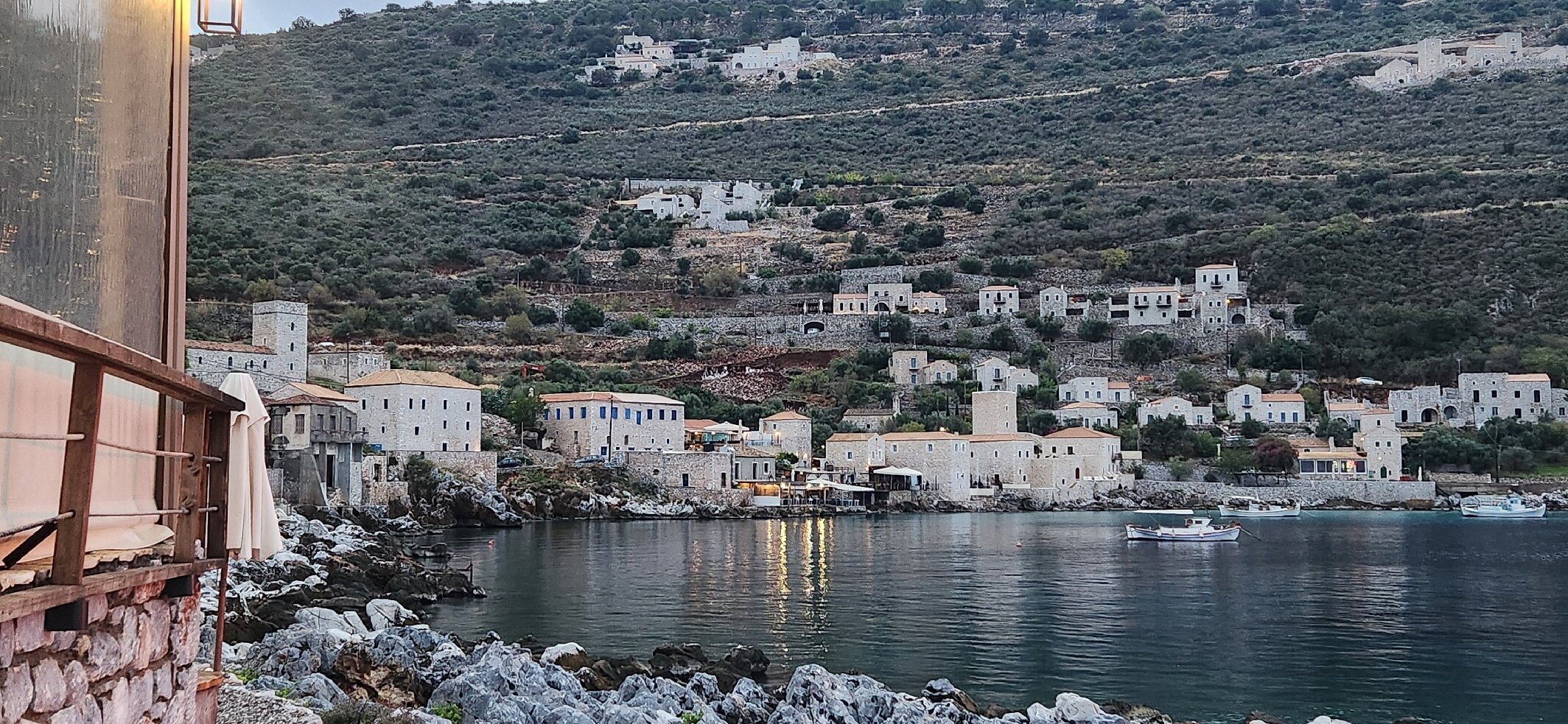 Mavromichalai Hotel-官方