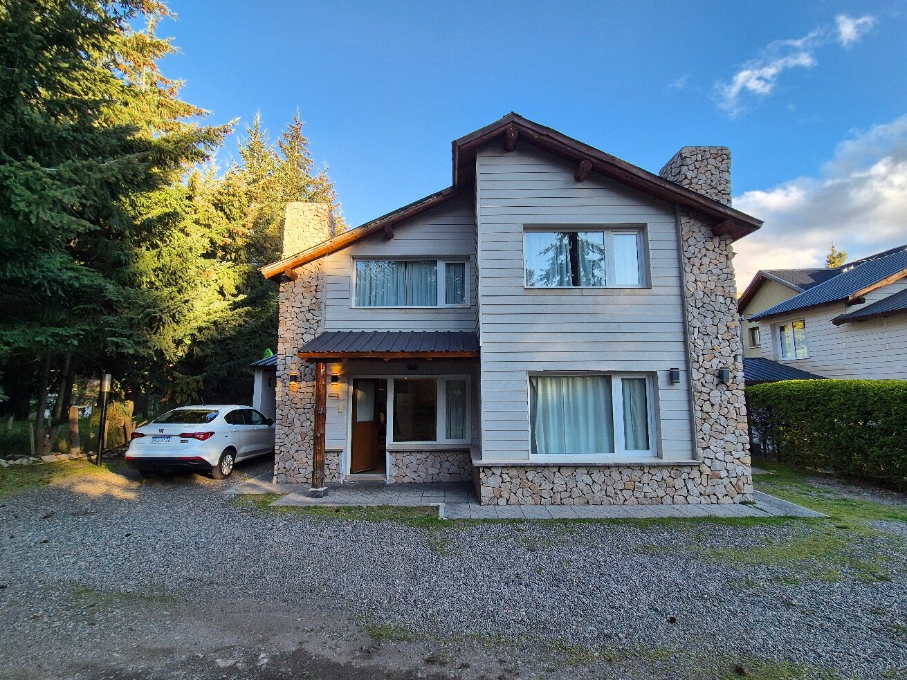 Laderas Verdes-官方