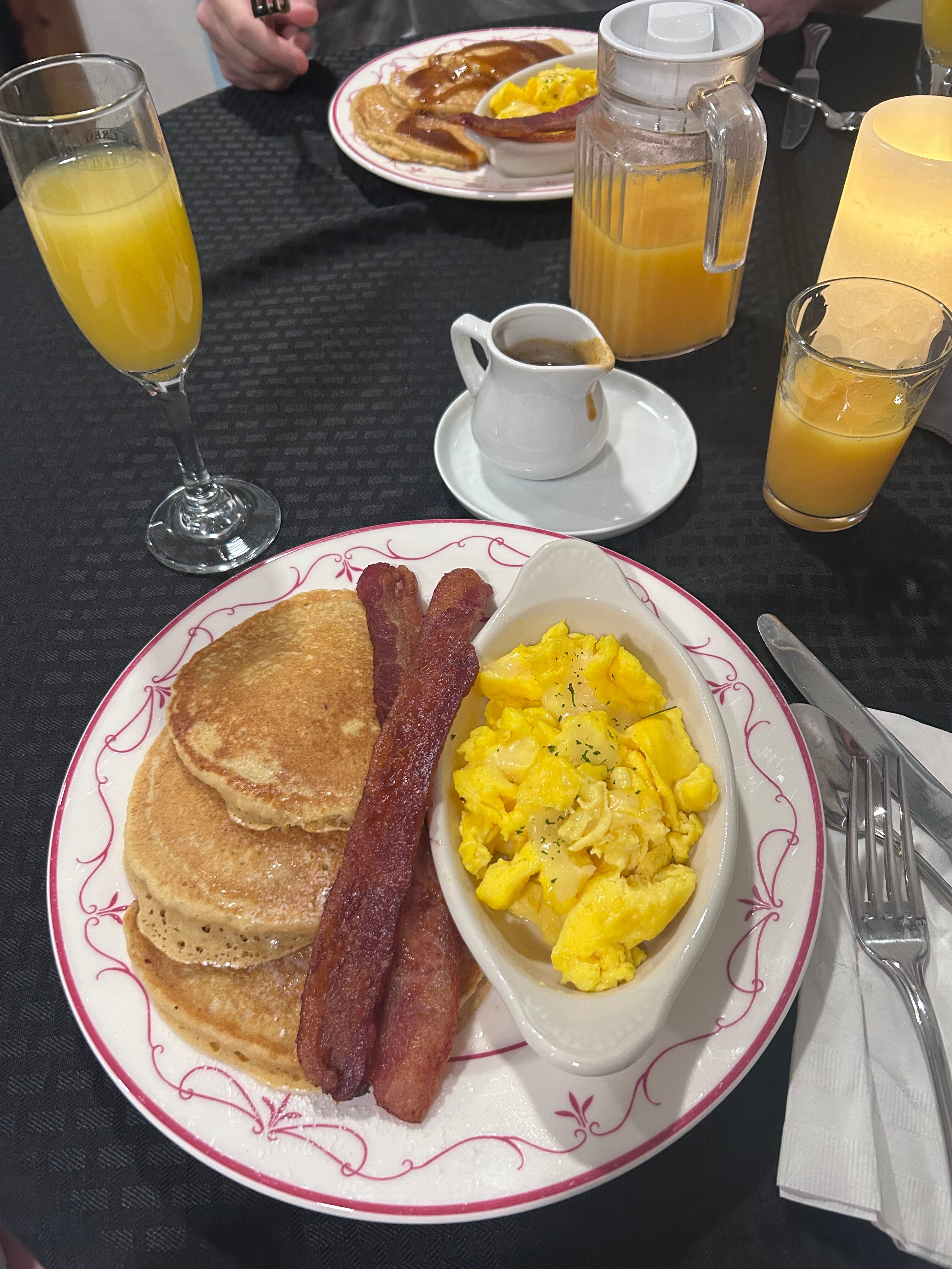 Cedar Crest Lodge-官方