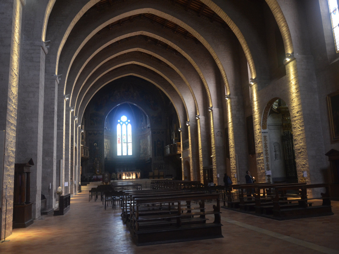 Cathedral (Duomo di Gubbio)-古比奥必去景点