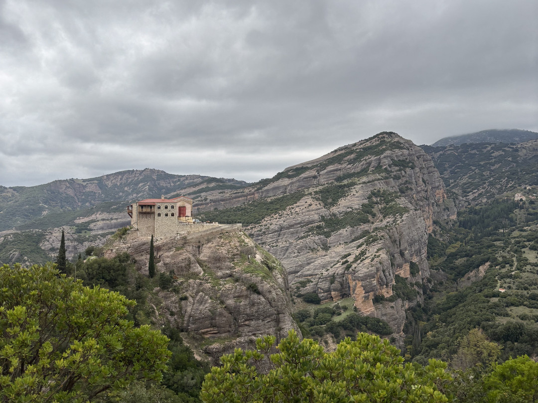 Makellaria Monastery-卡拉夫里塔必去景点