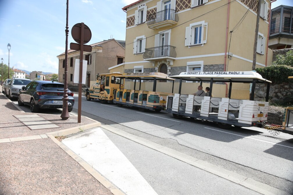 Le Petit Train-Corte必去景点