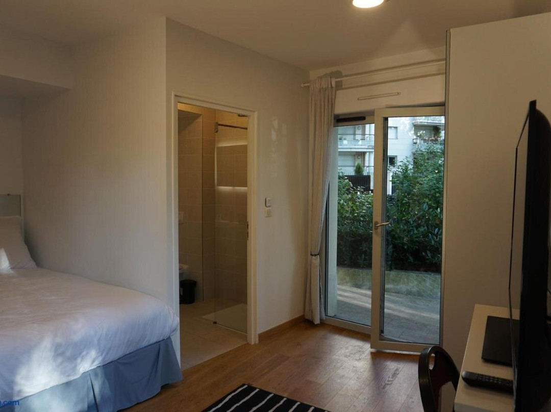 Résidences Grande Jatte, Face Seine, Suites Luxe 52m2 à 97m2, Hôpital Américain à 600m
