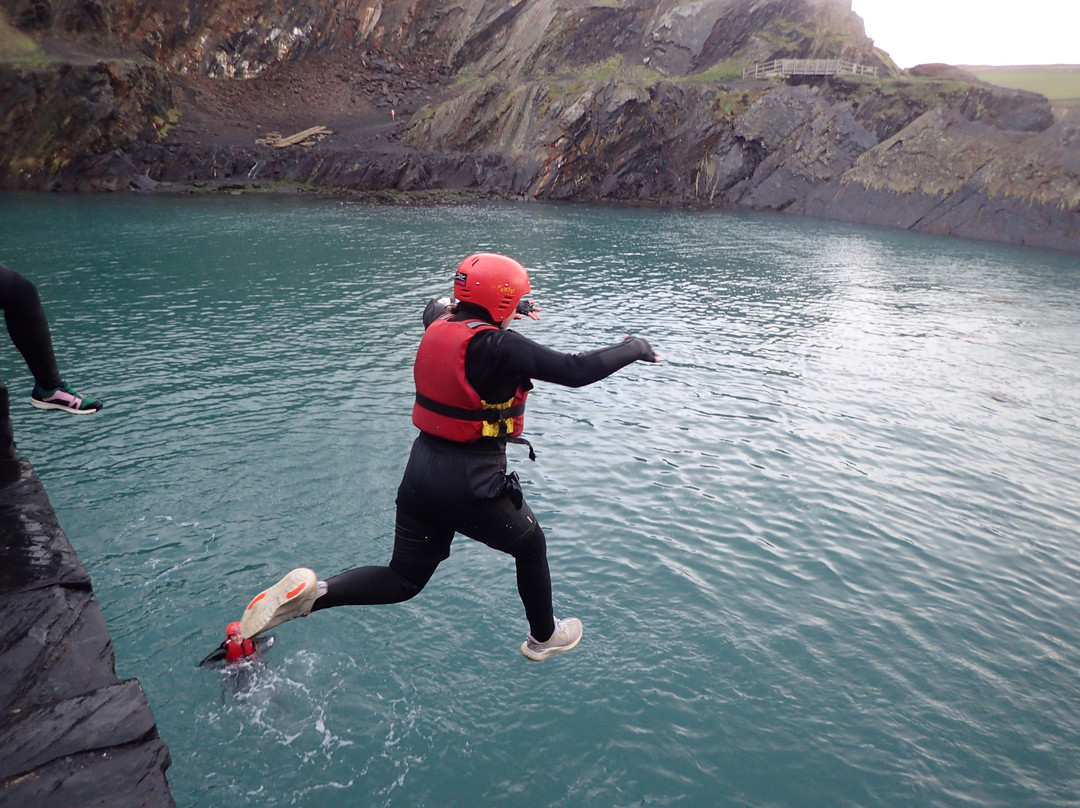 Celtic Quest Coasteering-哈弗福韦斯特必去景点
