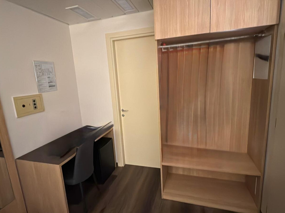 亚历山大酒店 主图