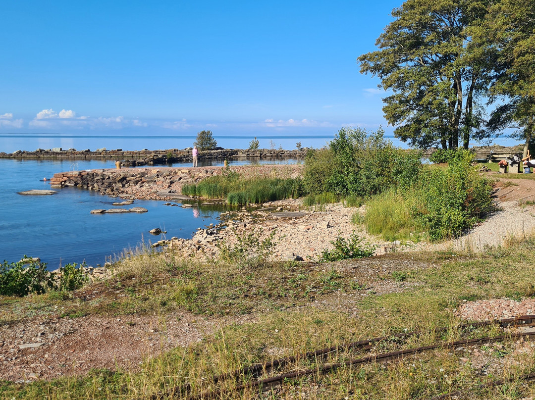 Råbäcks hamn-Hallekis必去景点