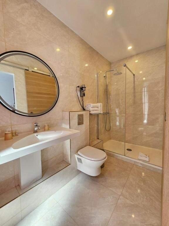 十二乐酒店主图