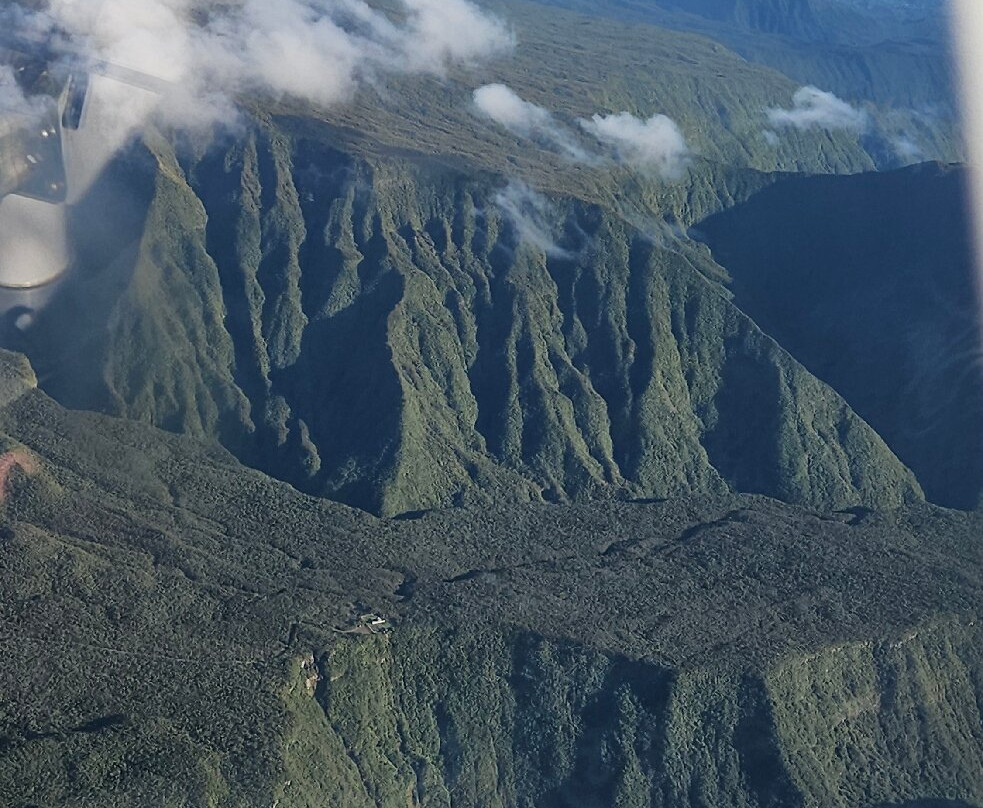Survol Réunion-留尼旺圣皮耶必去景点