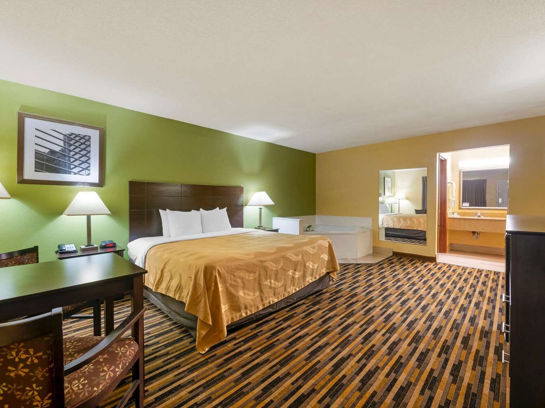 Quality Inn and Suites Mount Dora主图