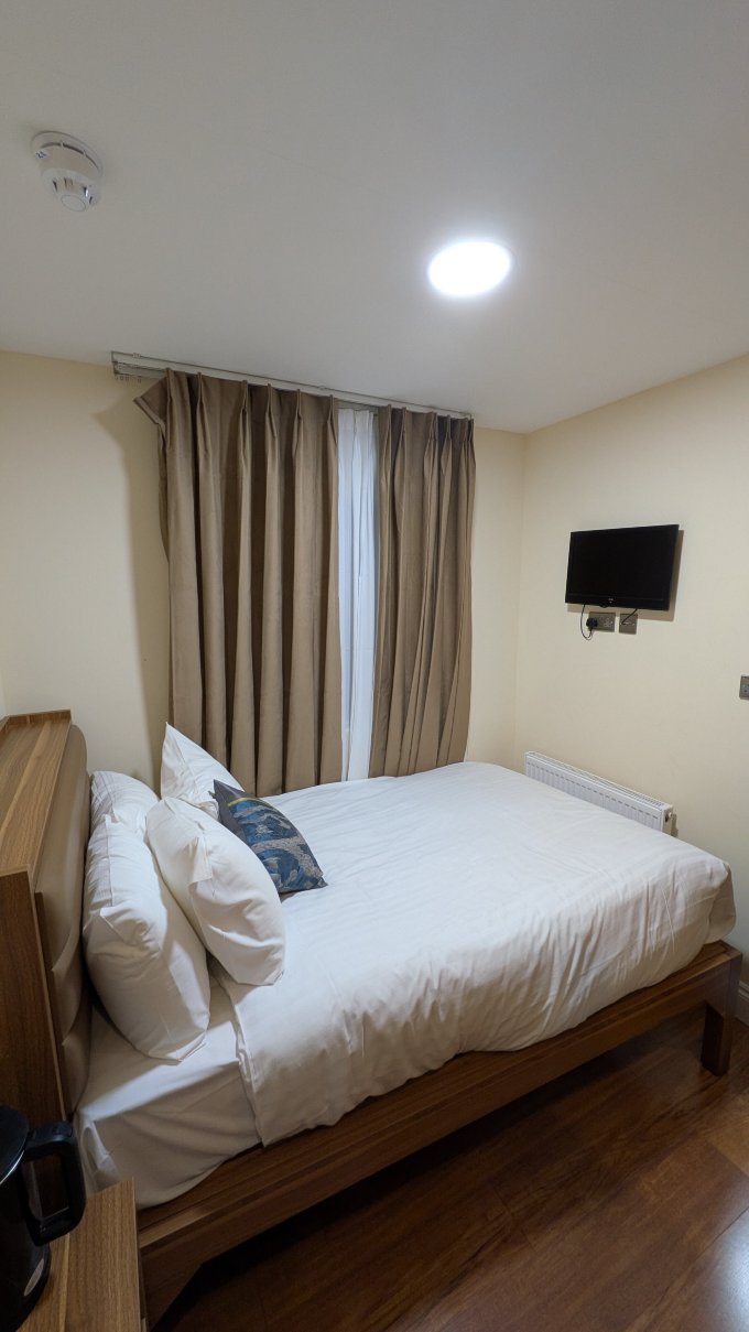 奥林匹亚酒店-客卧