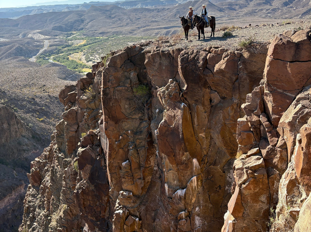 Big Bend & Lajitas Stables-Terlingua必去景点