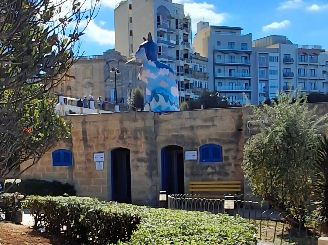 Independence Gardens-斯利马必去景点