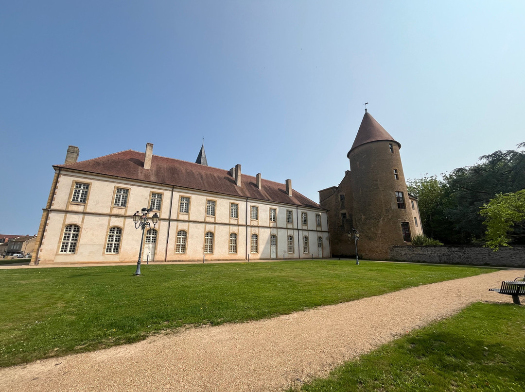 Parc Des Chapelains-Paray Le Monial必去景点