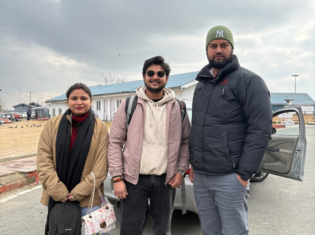 KASHMIR TAXI SERVICE BY SALMAAN-斯利那加必去景点