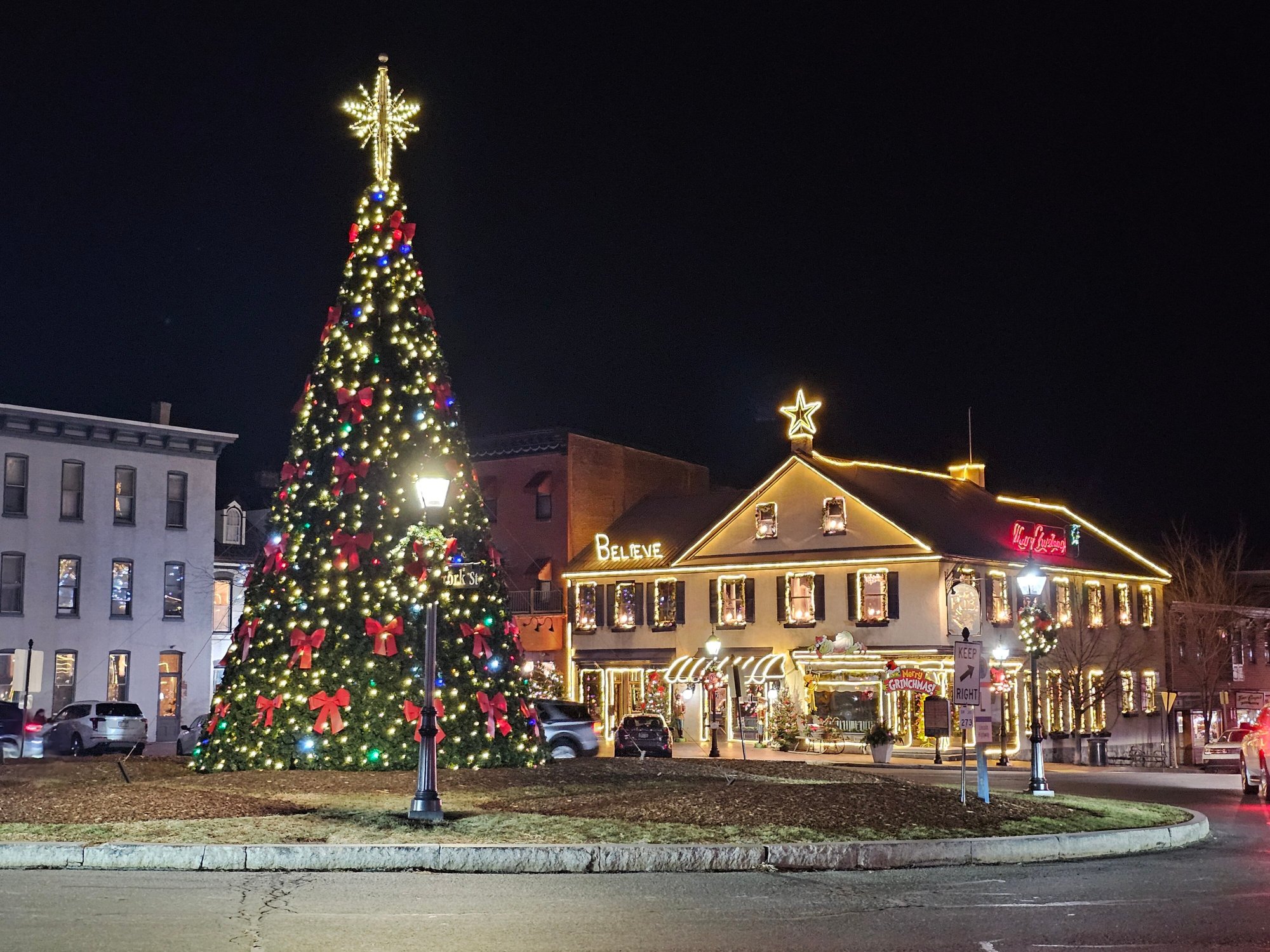 Inn at Lincoln Square-官方