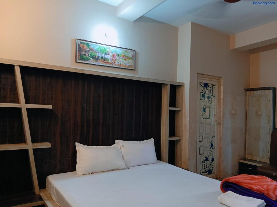 Hotel Raj
