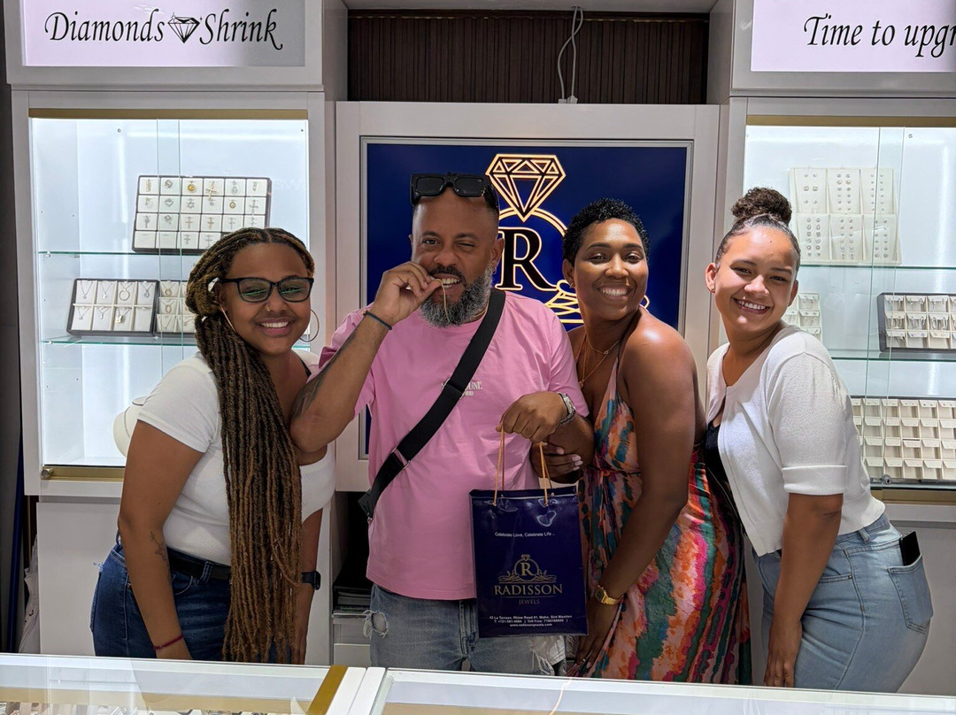 Radisson Jewels-马霍必去景点