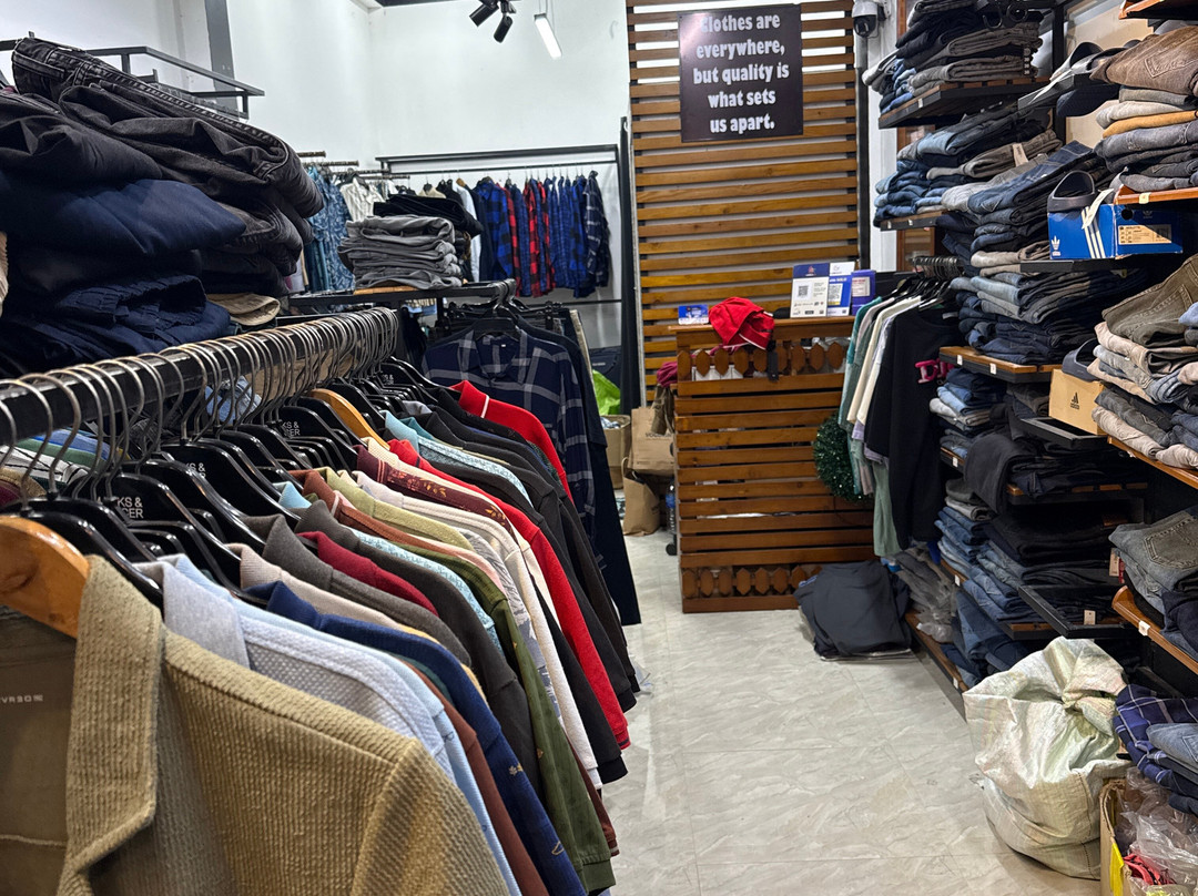 Voguish Factory Outlet-Gampola必去景点