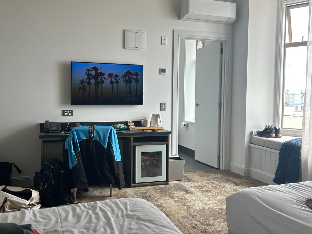 格罗夫纳饭店主图