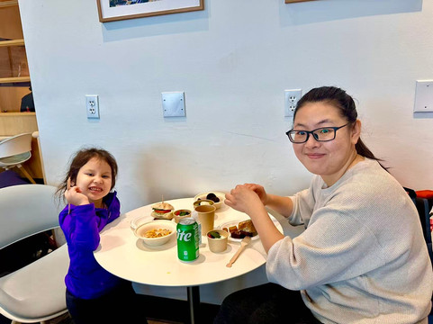 Golden Gate Lounge-密尔布瑞必去景点