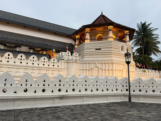 H.O.T Tourism-科伦坡必去景点