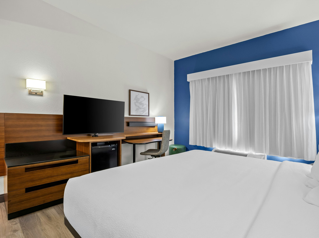 Spark by Hilton Macon North