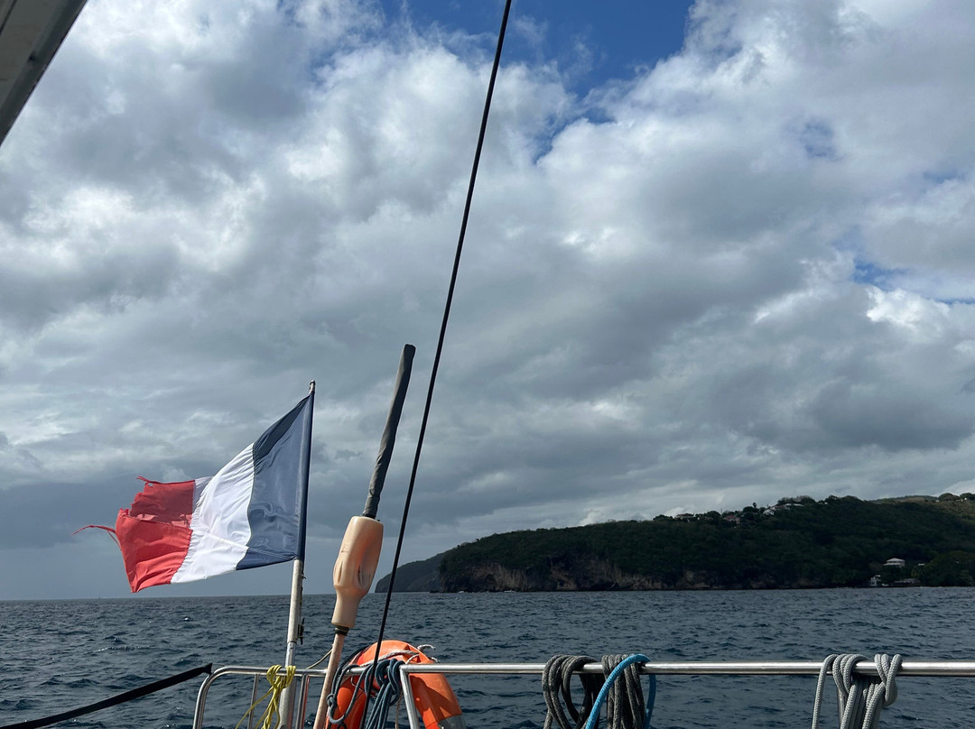 Blue Dream Croisieres-Trois-Ilets必去景点