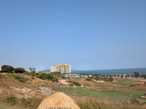 GolfLux-河内必去景点