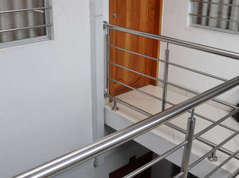 菲茨卡拉德酒店主图