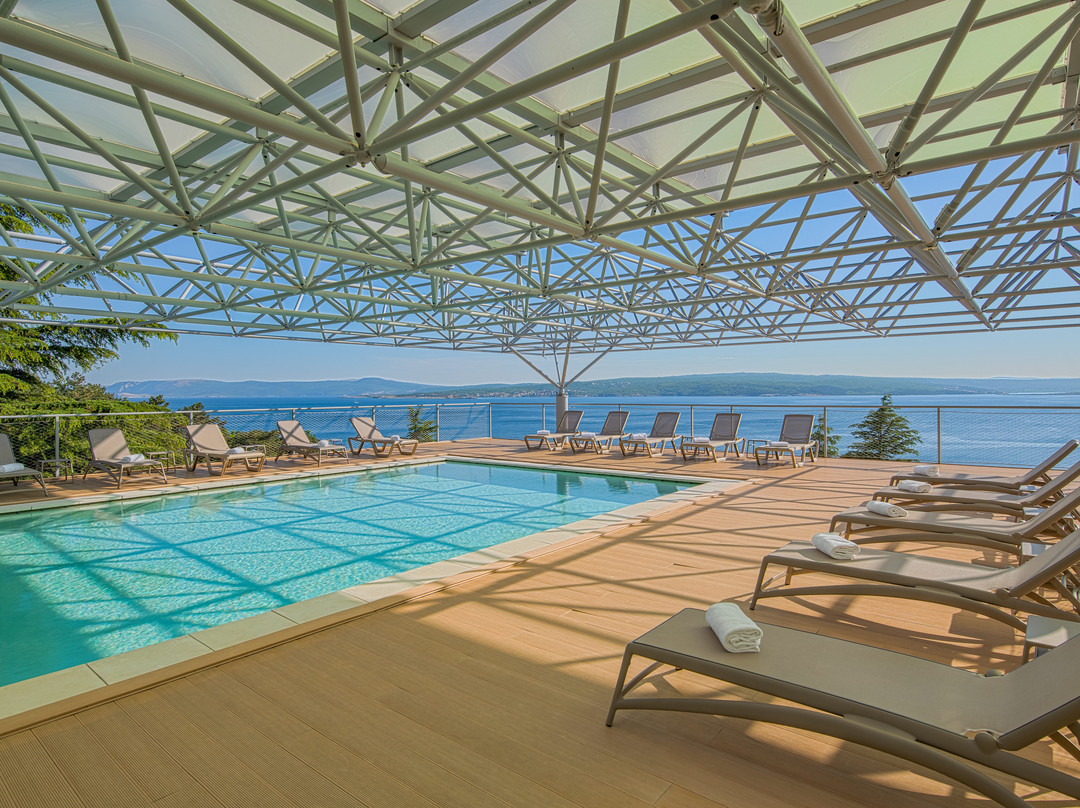 奥莫瑞卡酒店主图