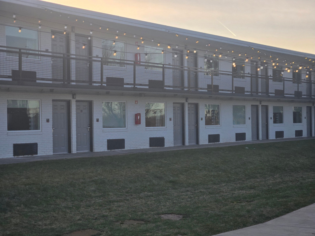 Dutch Wonderland Inn