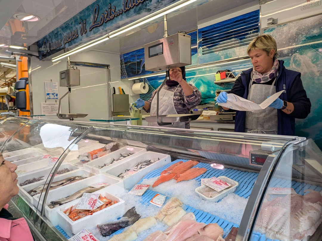 Mercato Della Regina-Racconigi必去景点