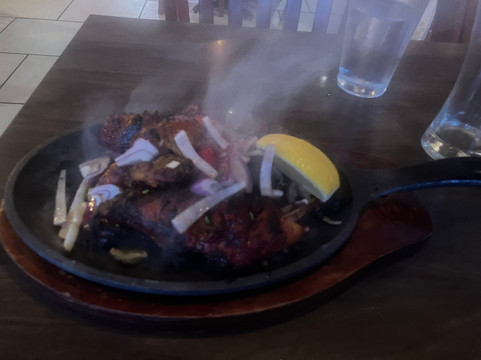 Everest Indian Himalayan Restaurant and Bar