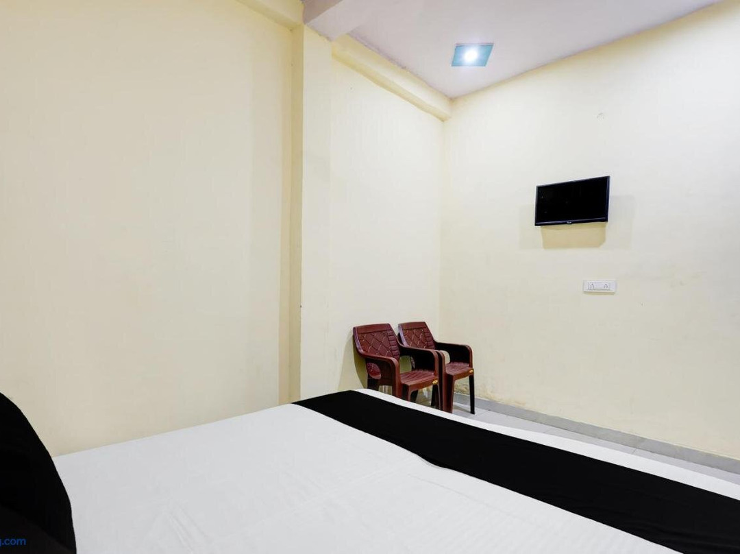 Hotel O Shine & Cafe