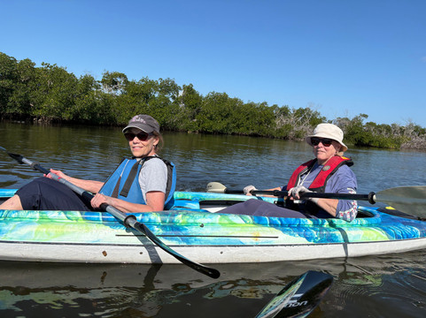 Gulf Coast Kayak-开普科勒尔必去景点