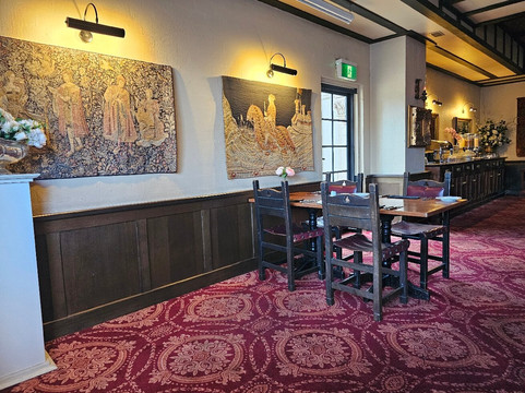 奥尔伯里庄园旅馆主图