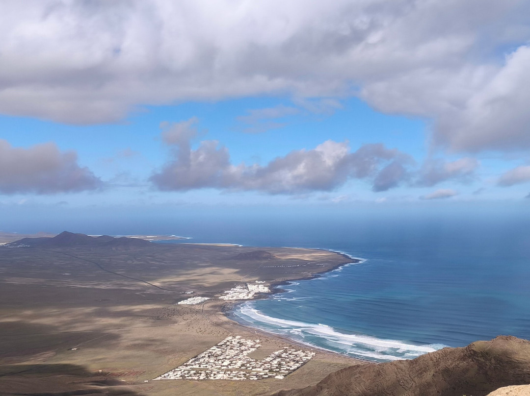 Mirador de El Risco de Famara-Haria必去景点