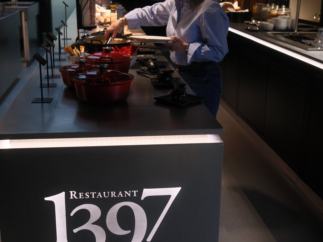 德拉科住宿大酒店主图