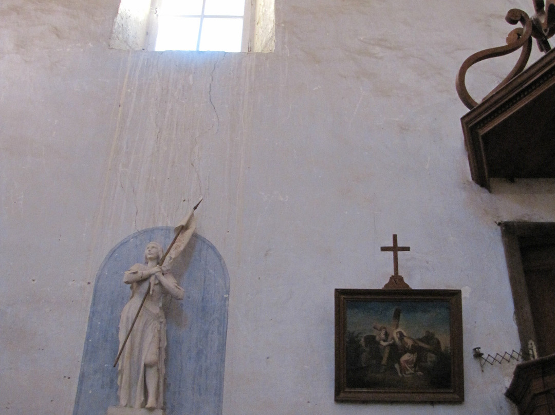 Eglise de Vic-Sainte-Anastasie必去景点