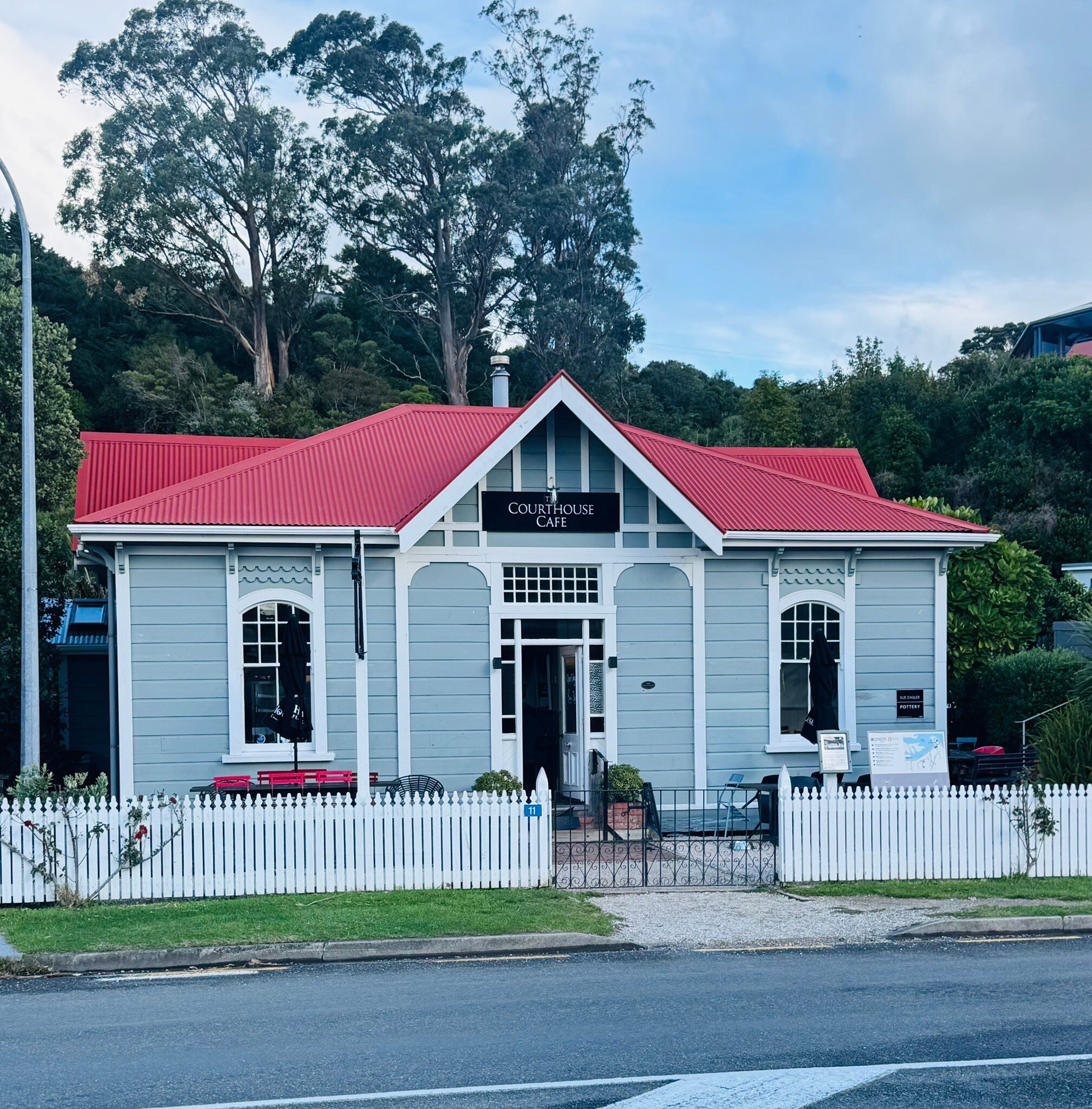 Pioneer Motels-旅行者