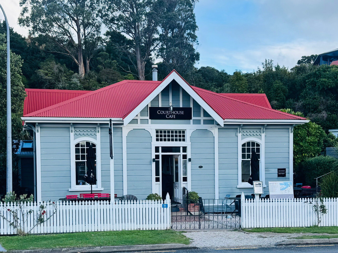 Pioneer Motels主图