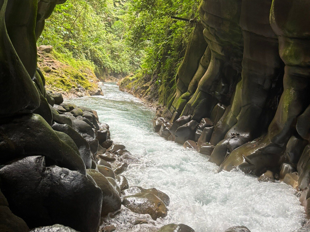 Blue River Resort & Hot Springs主图