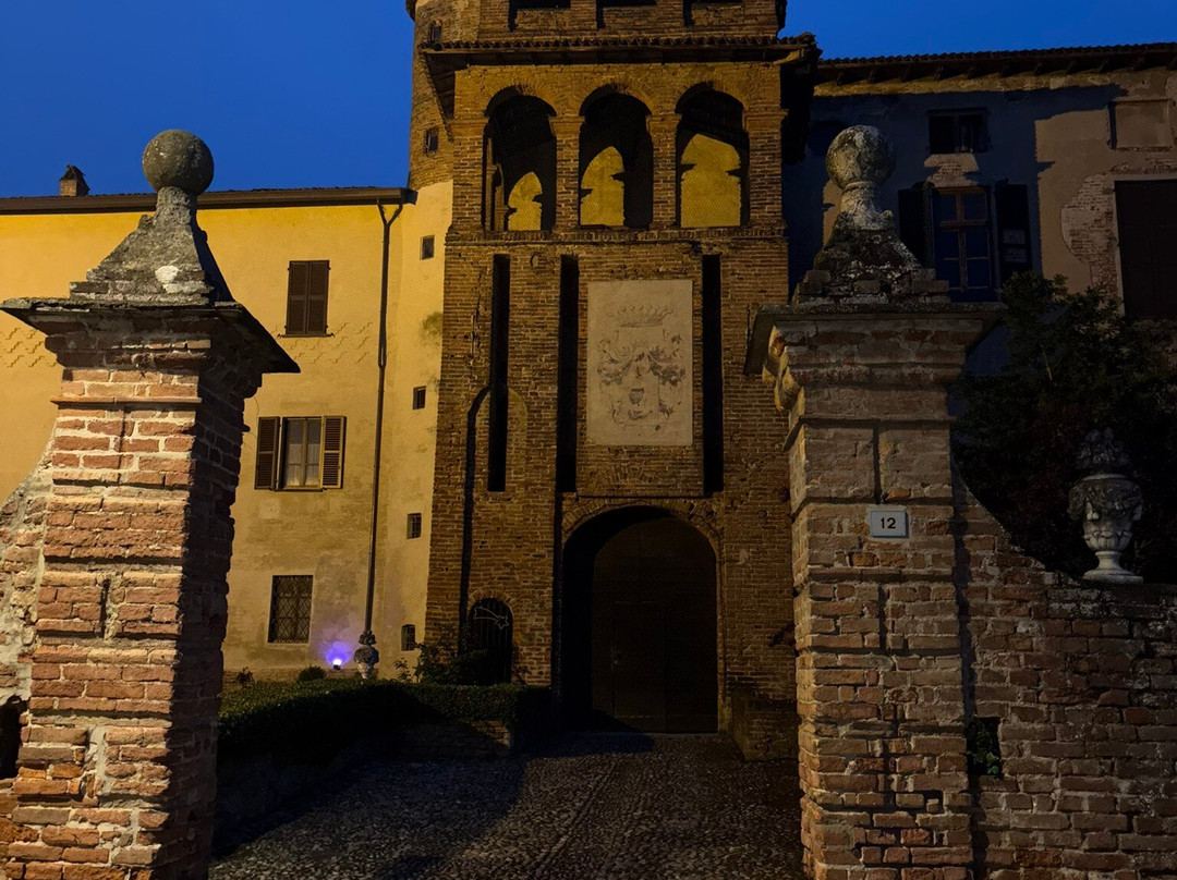 Castello Beccaria-Pieve del Cairo必去景点