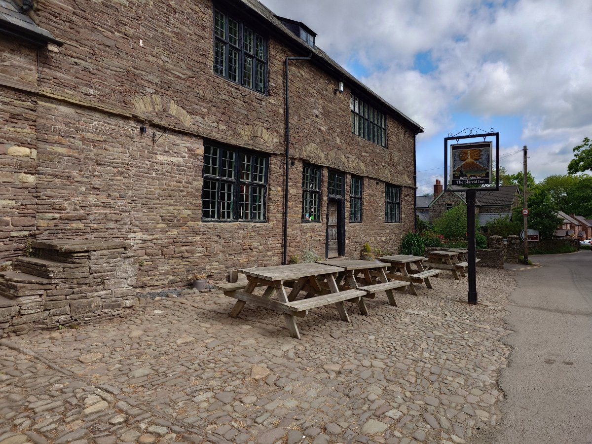 Skirrid Mountain Inn-旅行者