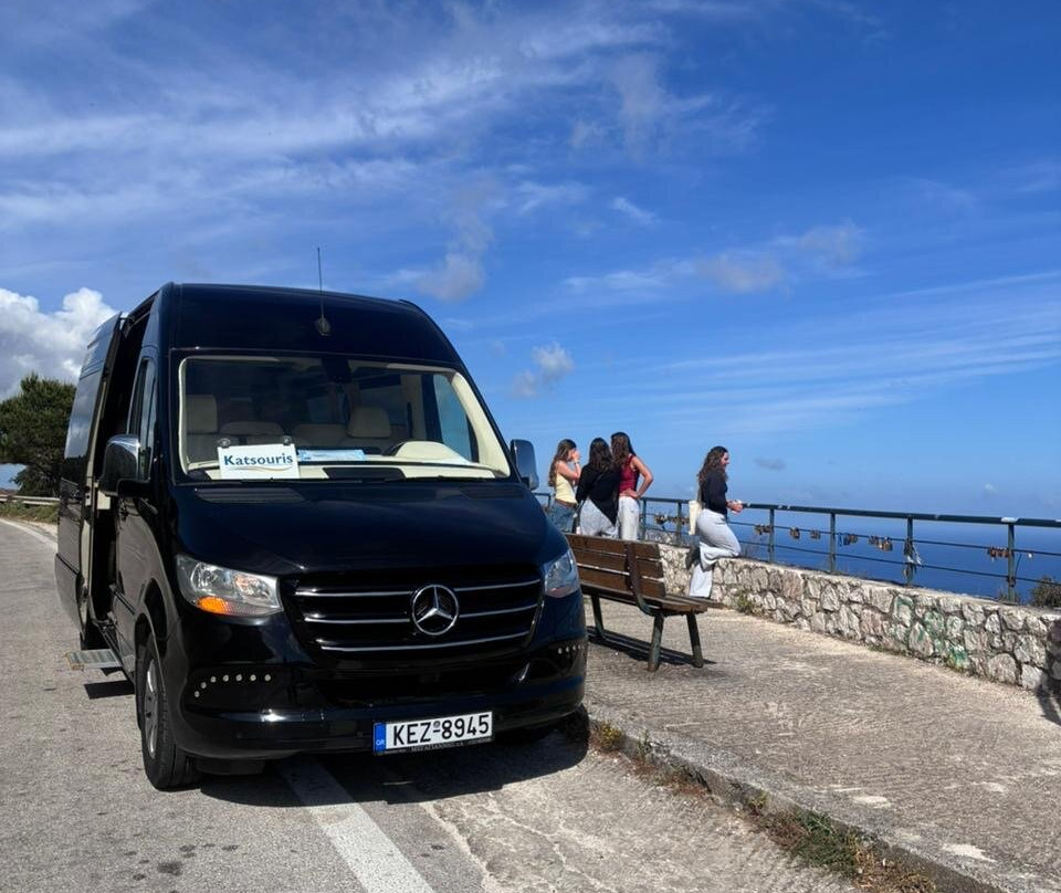 Kefalonia Excursions-阿尔戈斯托利翁必去景点