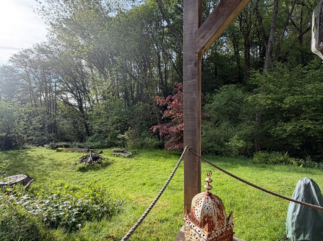 Little Hollows Glamping